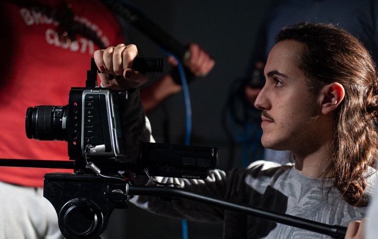 img-curso-produccion-y-ayudantía-direccion
